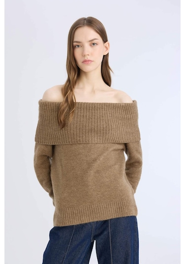 DeFacto Regular Fit Açık Omuz Triko Kazak E4549AX24WNBN466 Kahve