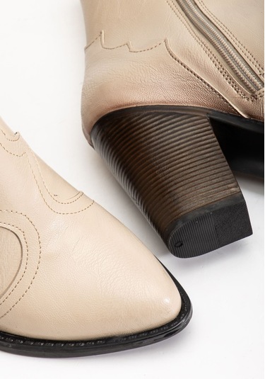 117 Bej Kovboy Dikiş Detaylı Fermuarlı Yüksek Topuklu Günlük... Bej