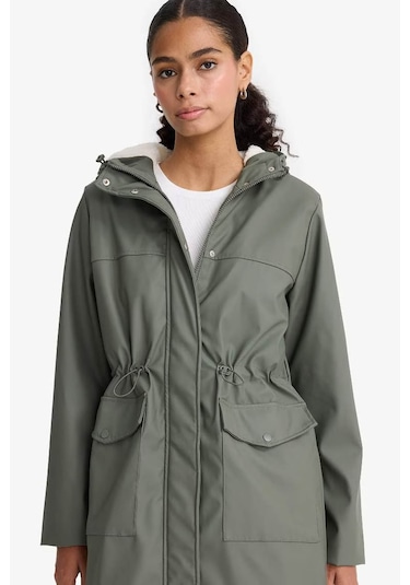 Defacto Regular Fit Kapüşonlu Suni Deri Haki Kadın Yağmurluk&rüzgarlık E8575ax/kh461 Haki