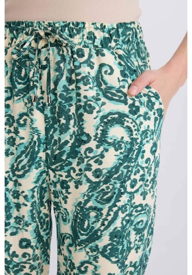 DeFacto Harem Desenli Viskon Kumaş Pantolon Cepli Esnel Belli Yüksek Bel I3709AZ25SMGN758