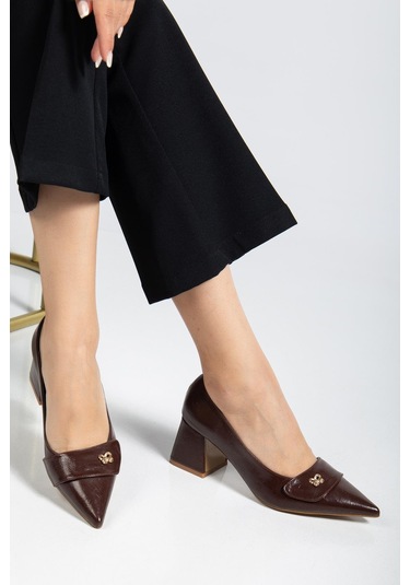 Kahverengi Büyük Beden Kadın Topuklu Ayakkabı Rugan Kalın Topuklu Sivri Burun -4335 Kahverengi