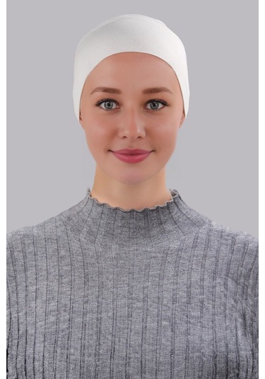 Tesettür Boru Bone Önü Dikişsiz Hazır Pratik Geçmeli Düz Bonesi Pamuk Likralı Penye Ekru