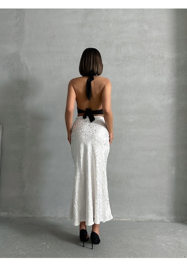 Kadın Leopar Desenli Uzun Saten Etek Beyaz