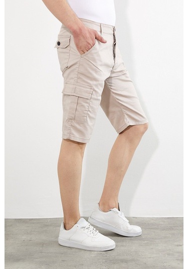 Erkek Lacivert Renk Kargo Yandan Cepli Esnek Kumaş Slim Fit Kapri Şort Bej