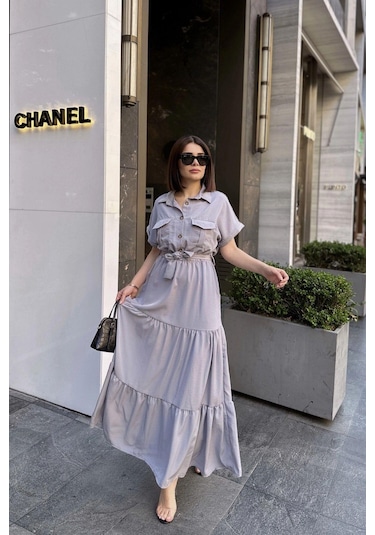 Gri Kısa Kol, Airobin Kumaş, Yarım Patlı, Kemerli/kuşaklı, Eteği Pliseli, Cepli Maxi Uzun Elbise Gri