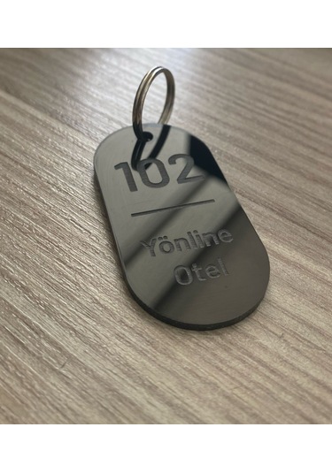 Siyah Parlak Kişiselleştirilebilir Otel Bungalov Apart Anahtarlık