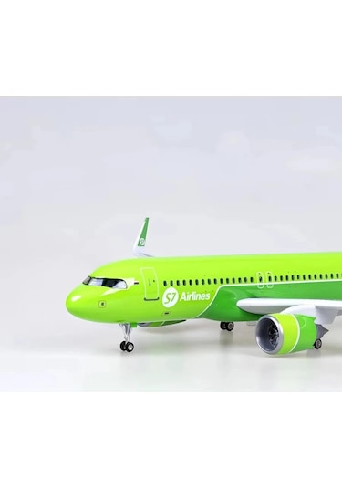 1/80 Ölçek Airbus A320 Neo S7 Airlines 47 Cm Model Uçak