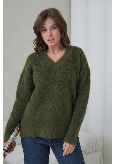 Kadın V Yaka Sakal Dokulu Şardonlu Oversize Triko Kazak 8695 Haki