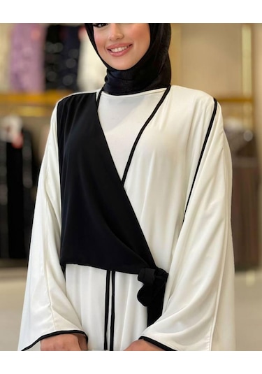 Önden Bağlama Detaylı Medine İpeği Abaya Siyah