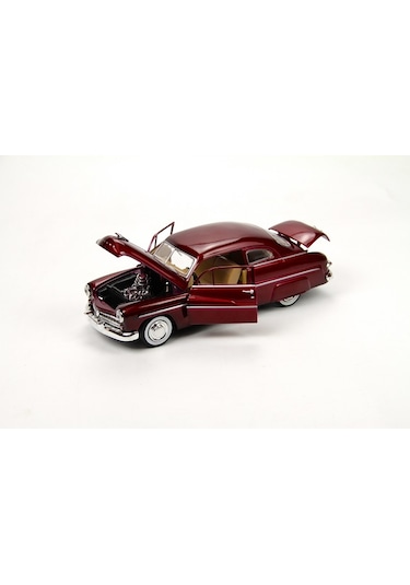 Motormax 1949 Mercury Coupe 1/24 Bordo Model Araba
