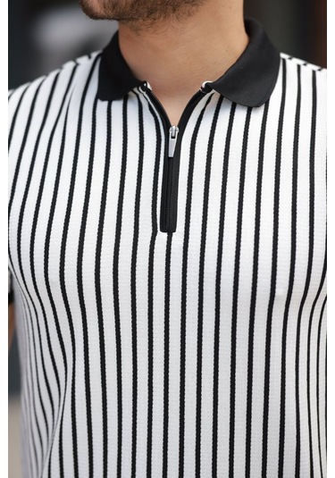 Erkek Çizgili Fermuar Yakalı Kısa Kollu Tişört Ekru - Siyah