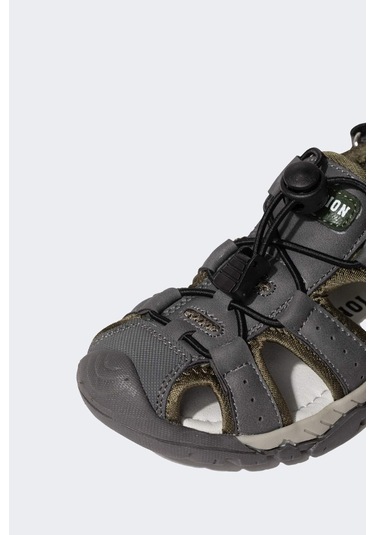 DeFacto Erkek Çocuk Cırt Cırtlı Tırtıklı Taban Suni Deri Sandalet B8776A824SMGR2 DeFacto Erkek Çocuk Cırt Cırtlı Tırtıklı Taban Suni Deri Sandalet B8776A824SMGR2