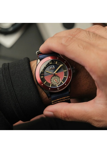 Avı-8 Flyboy Airmaster Sector Av-4112-04 Erkek Kol Saati Altın
