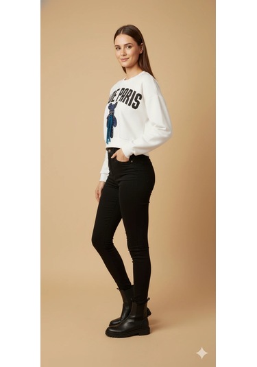 Kadın Ayı Figürlü Crop Sweat Payetli Teddy Bear İpli Detaylı Yazılı Yuvarlak Yaka Kısa Swat Ekru