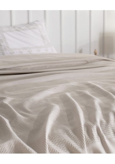 Madame Coco Mathilda Tek Kişilik %100 Pamuk Karde Düz Pike Takımı - Bej 8684427200407 Ekru