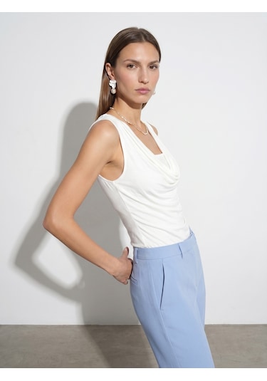 Dilvin 32895 Degaje Yaka Top-ekru