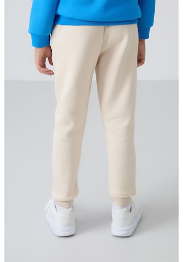 Tommy Life Bej Pamuklu Kalın İçi Tüylü Yumuşak Dokulu Standart Fit Nakışlı Erkek Çocuk Eşofman Alt - 11224 Bej Tommy Life Bej Pamuklu Kalın İçi Tüylü Yumuşak Dokulu Standart Fit Nakışlı Erkek Çocuk Eşofman Alt - 11224 Bej