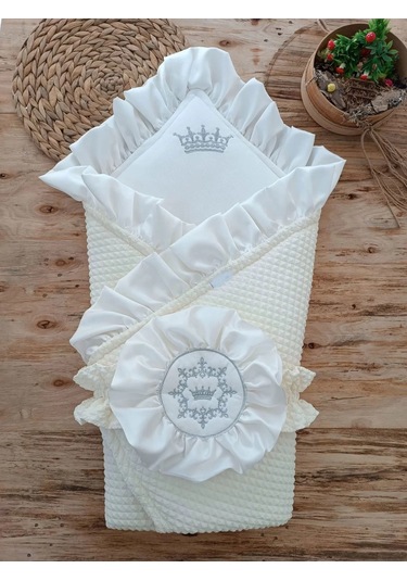Yenidoğan Piramitland Soft Taç Nakışlı Bebek Battaniyesi Kundak Krem Çok Renkli
