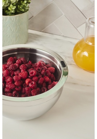 Karaca Mutfaksever Ice Hot Bowl Çift Cidarlı Ve Su Hazneli Çelik Servis Kasesi 20 Cm Gümüş