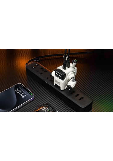 GravaStar Delta35 Beyaz Robot Figürlü 35W Hızlı Şarj Adaptörü