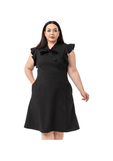 Büyük Beden Yakası Fularlı Kolları Volanlı Midi Siyah Elbise Siyah