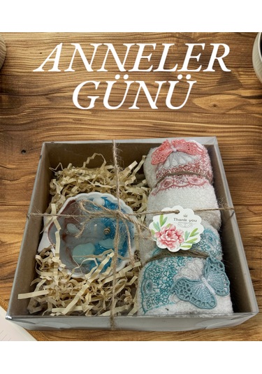 Anneler Günü Hediyesi 2 Adet Lüks Havlu Ve Dekoratif Kokulu Mum