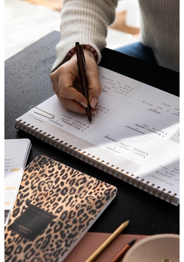 A4 Haftalık Ve Günlük 3 Lü Masaüstü Süresiz Planlayıcı Set Leopar Leopar