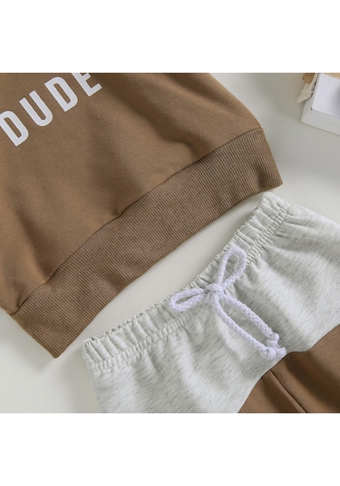 Kahverengi Bebek Erkek Yaz Giysileri Kıyafetler Mektup Baskı Kontrast Renk Kapşonlu Kısa Kollu Üstler Ve Şort 2 Adet Takım Elbise Kahverengi