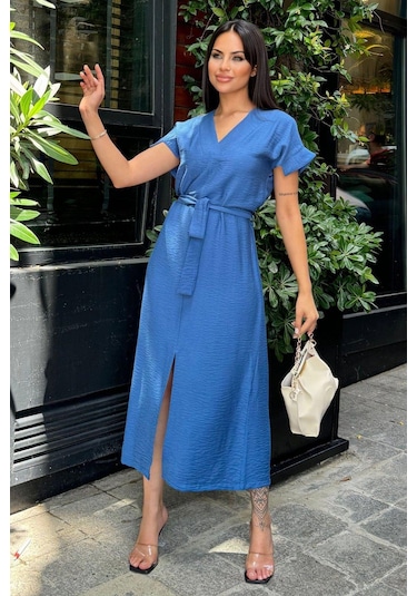 İndigo V Yaka, Kısa Kol, Airobin Kumaş, Omuz Detaylı, Kemerli/kuşaklı, Önden Yırtmaçlı Maxi Elbise Indigo