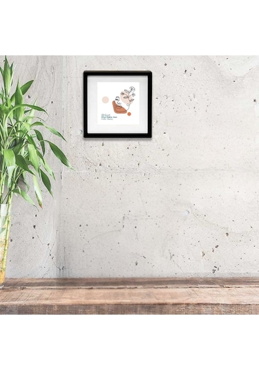 Kadınlar Gününe Özel Resimli Yapışkanlı Sök Tak Paspartulu Pola Çerçeve 1 Adet 32869