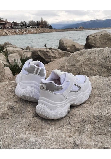 Dunlop 2323 Beyaz Fuspetli Kalın Taban Spor Ayakkabı AYKSAYAK-000500