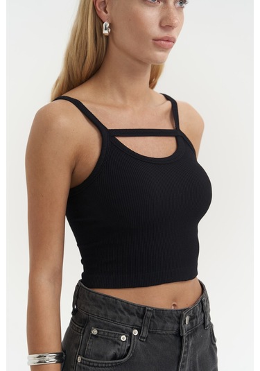 Noam Siyah Ön Detay Fitilli Crop Siyah