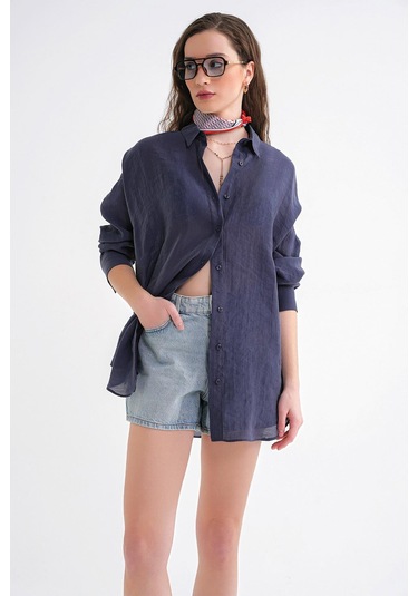 4667 Kadın İnce Oversize Modal Gömlek Lacivert Lacivert 4667 Kadın İnce Oversize Modal Gömlek Lacivert Lacivert