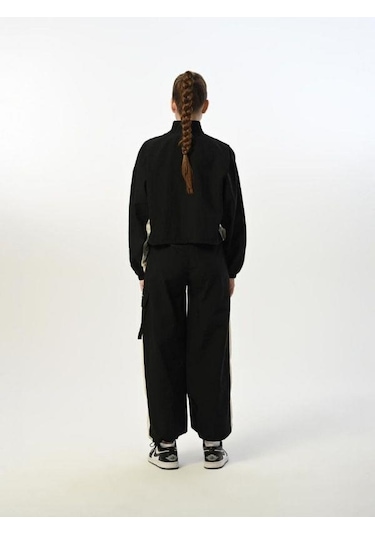 Kız Çocuk Paraşüt Kumaş Cepli Crop Ceket Pantolon Takım-15517 Siyah