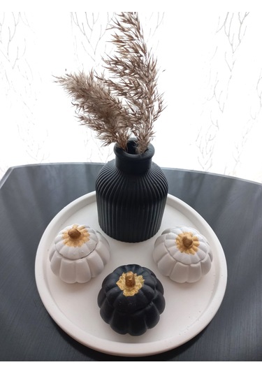 Tabakta 3'lü Mini Balkabağı Vazo Dekoratif Beyaz Siyah Set 03