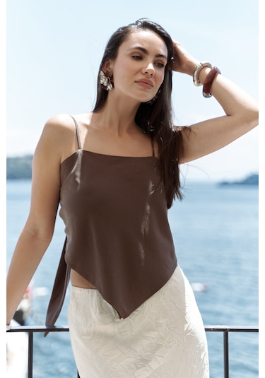 Mai Collection Mai Studios Co. Alytih Üçgen Detay Soft Kahve Crop Kahve