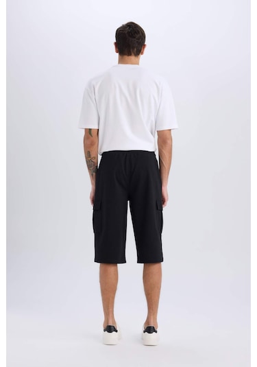 DeFacto Slim Fit Dar Kesim Kargo Cepli Basic Düz Kapri Şort T4693AZ25SMBK81