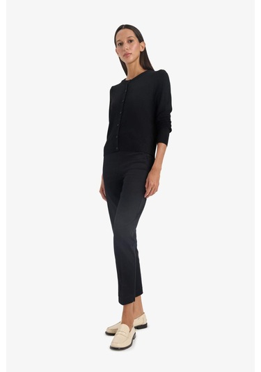 Defacto Sigaret Normal Bel Düz Paça Saten Pantolon J8743az25wnbk27 Siyah