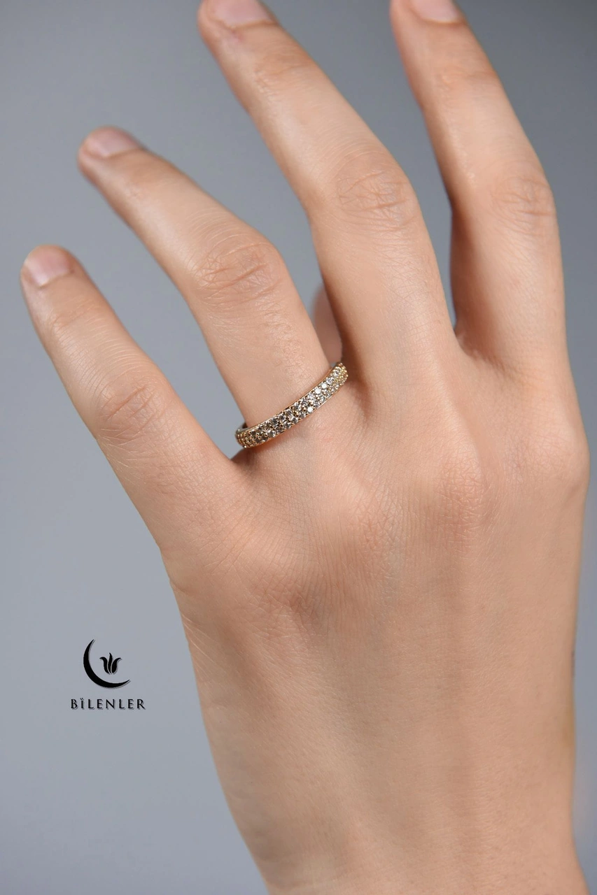 Kadın Taşlı Metal Yüzük Uzun Ömürlü,şık Tasarım 24 Lü Kutu Altın