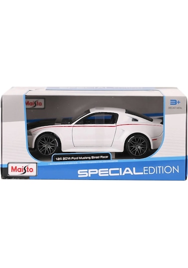 May 31506 2014 Ford Mustang Street Racer 1:24 Model Araba -necotoys