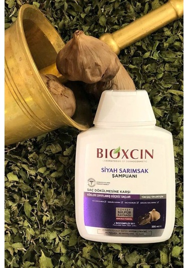 Saç Dökülmelerine Karşı Siyah Sarımsaklı Şampuan Quantum 300 Ml