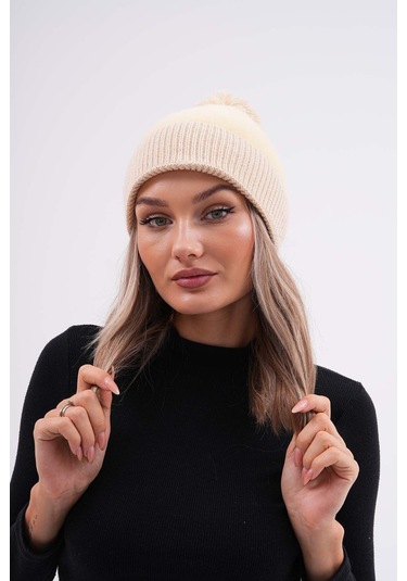 Peluş Ponponlu Bere Krem