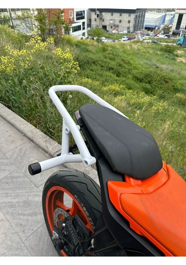 Ktm Duke 250 2024 Arka Koruma Demiri Beyaz