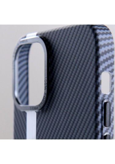 Merci Iphone Uyumlu 14 Pro Uyumlucarbon Line Magsafe Destekli Kılıf Siyah