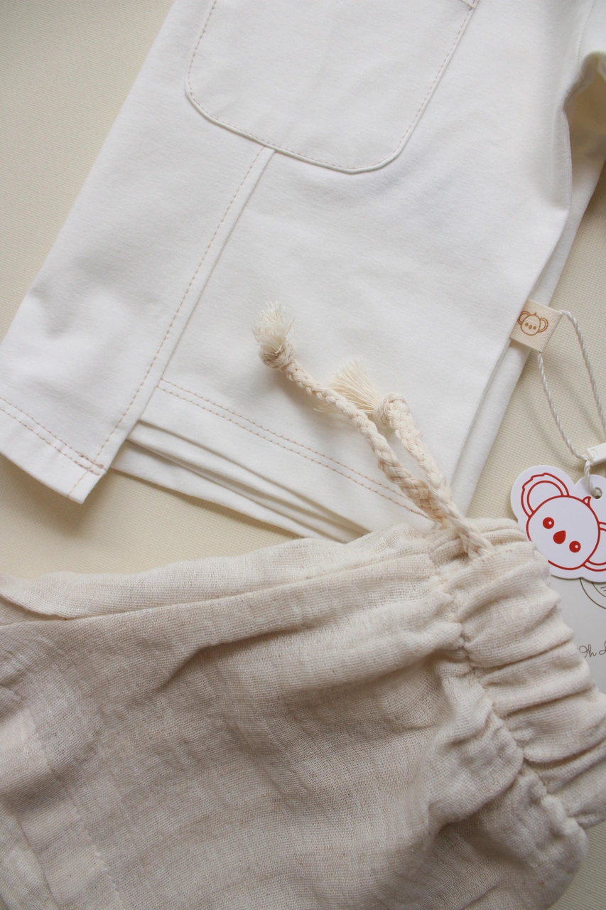 Bej Kontrast Dikişli Asimetrik Şortlu Takım Bej