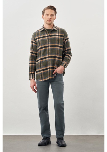 Koyu Haki Yünlü Ekose Desen Yumuşak Yaka Cepsiz Uzun Kol Casual Comfort Fit Gömlek 1004245227 Koyu Haki