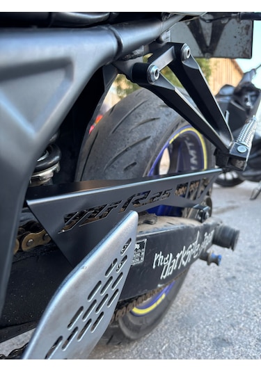 Yamaha R-25 Zincir Koruması Siyah
