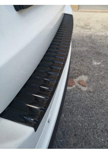 Fiat Egea Arka Tampon Koruma Bagaj Eşiği