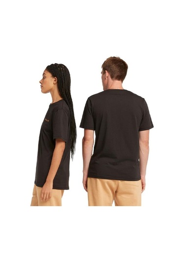 Timberland Small Linear Logo Print Erkek T-shirt Tb0a5qqt0011 SIYAH Timberland Small Linear Logo Print Erkek T-shirt Tb0a5qqt0011 SIYAH