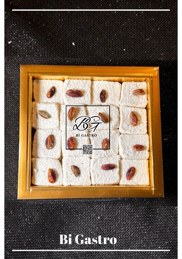 Sütlü Fıstıklı Çifte Kavrulmuş Sultan Lokum - Türk Lokumu - 400 Gr